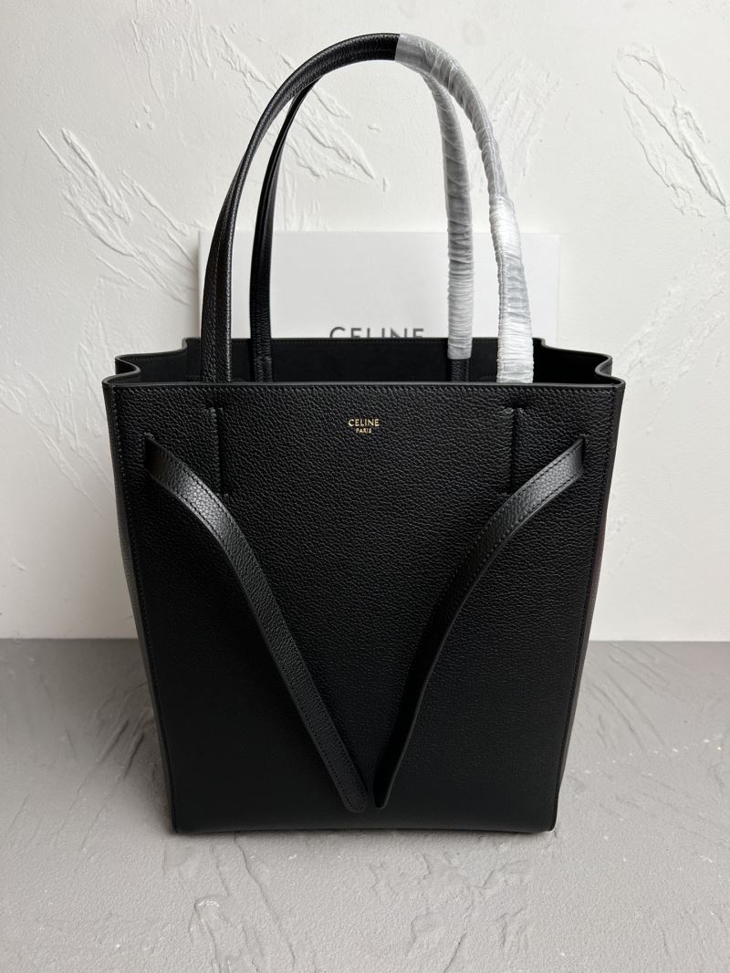 Ce1i*e cabas bags